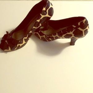 Leopard look pumps